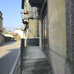 Relaxing At Апартаменты