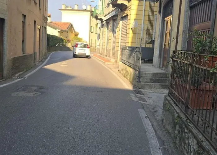 Relaxing At בלביו